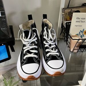 Converse Run Star Hike